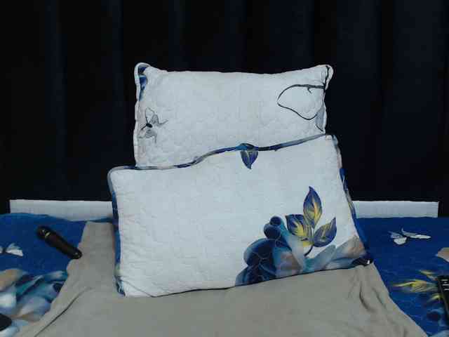 Busttyebony19 webcam