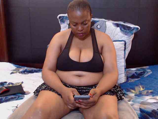 Busttyebony19 webcam
