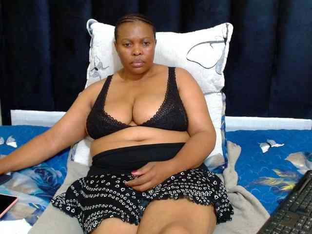 Busttyebony19 webcam