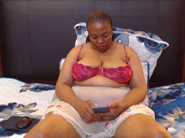 Busttyebony19 webcam