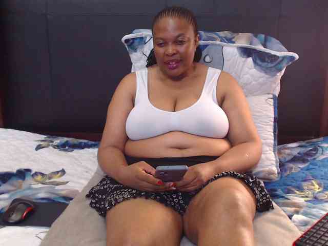 Busttyebony19 webcam