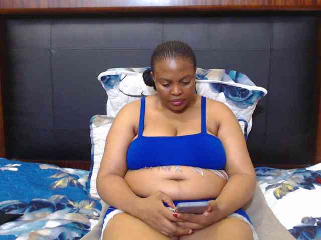 Busttyebony19 webcam