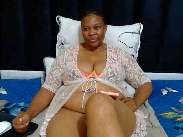 Busttyebony19 webcam