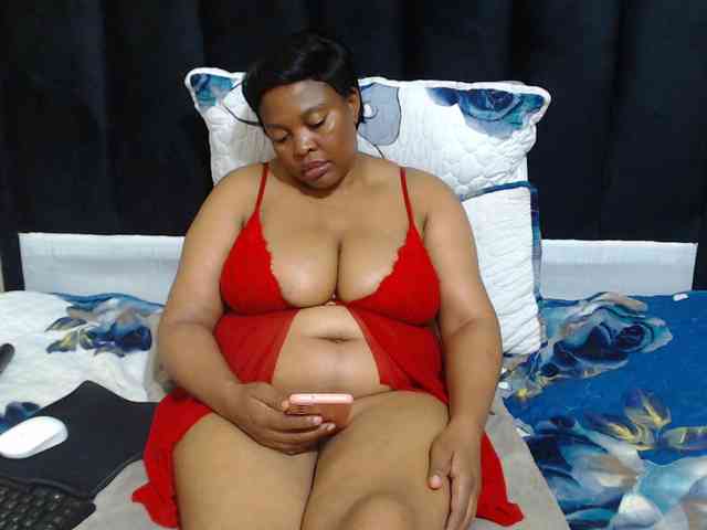 Busttyebony19 Busttyebony19