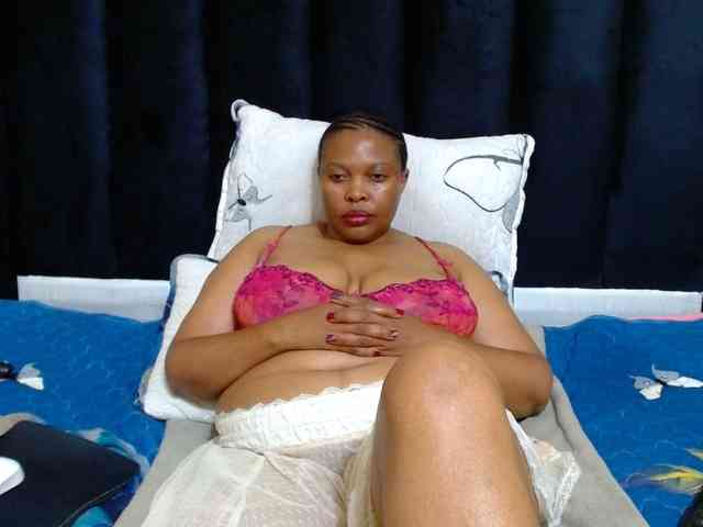 Busttyebony19 webcam