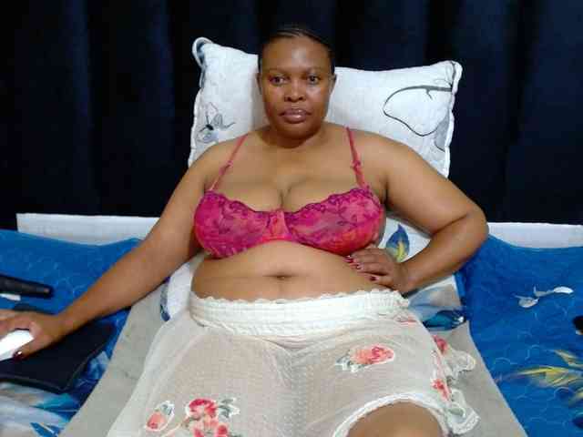 Busttyebony19 webcam