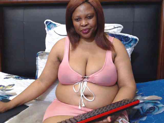 Busttyebony19 webcam