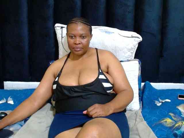 Busttyebony19 webcam