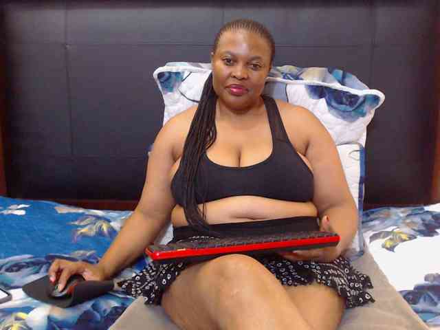 Busttyebony19 webcam