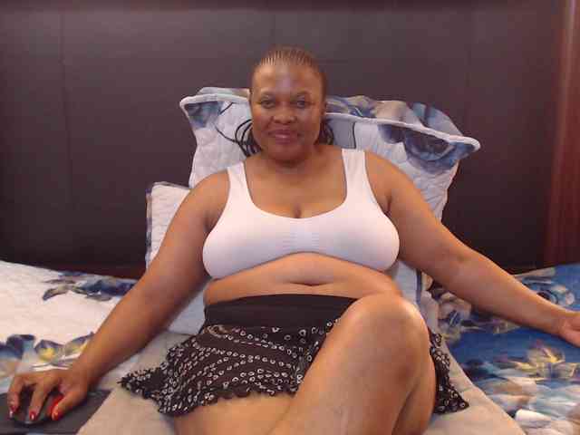 Busttyebony19 webcam