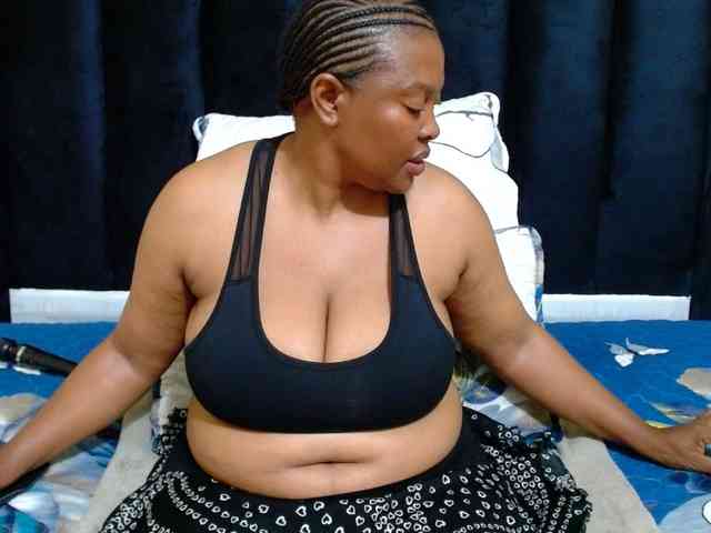 Busttyebony19 webcam