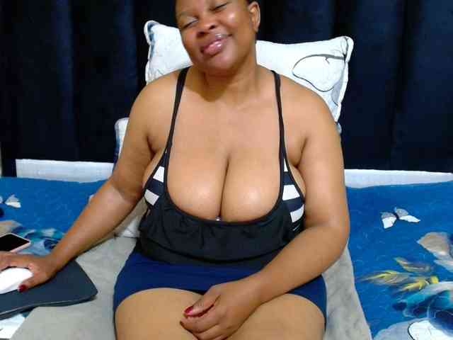 Busttyebony19 Busttyebony19