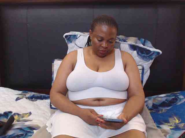 Busttyebony19 webcam