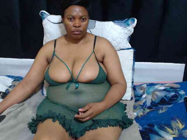 Busttyebony19 Busttyebony19