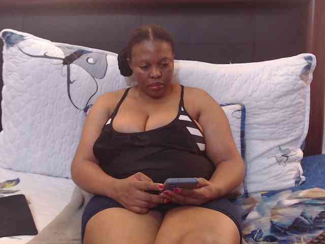 Busttyebony19 webcam