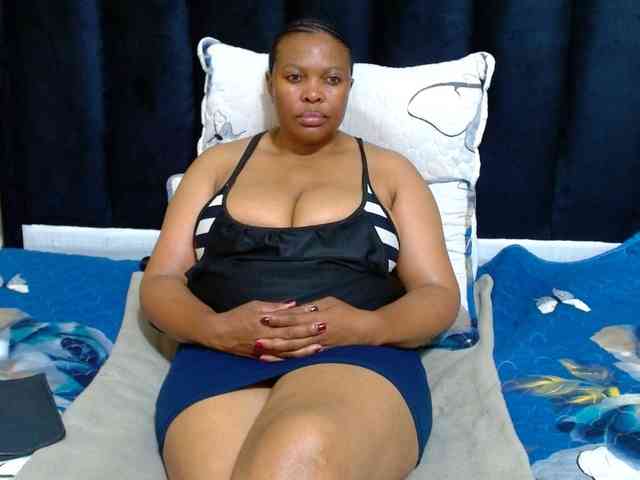 Busttyebony19 webcam