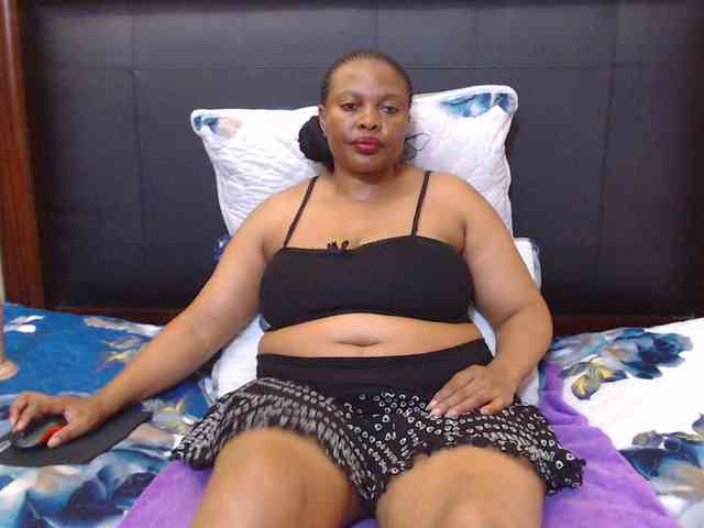 Busttyebony19 Busttyebony19