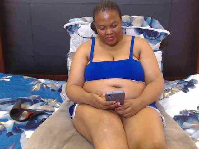 Busttyebony19 webcam