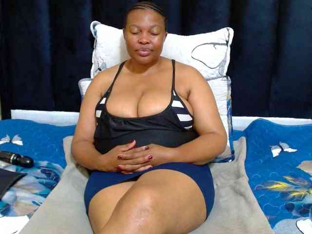 Busttyebony19 webcam