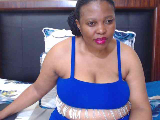 Busttyebony19 webcam