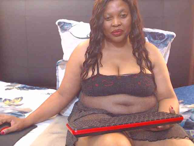 Busttyebony19 webcam