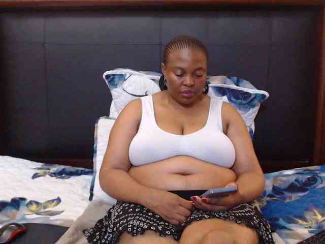 Busttyebony19 webcam