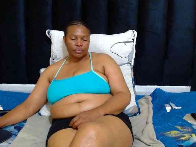 Busttyebony19 webcam