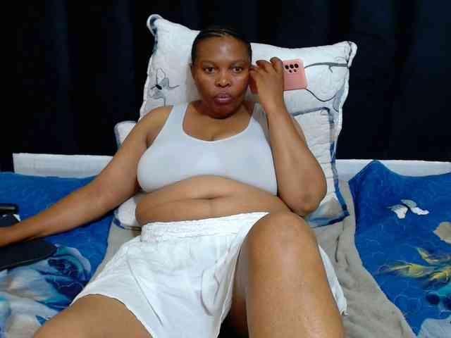 Busttyebony19 webcam