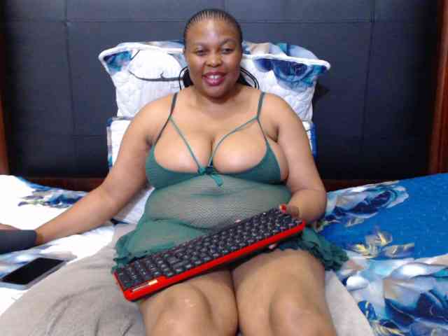 Busttyebony19 webcam