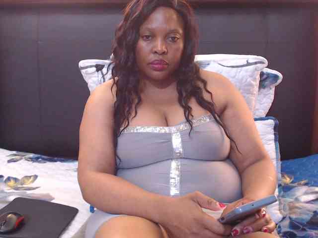 Busttyebony19 webcam