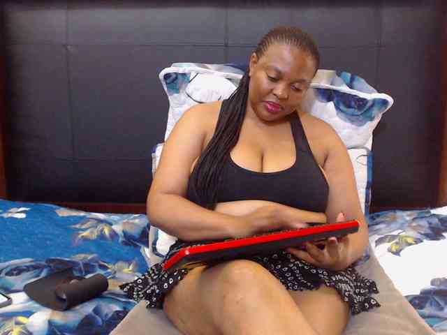 Busttyebony19 webcam