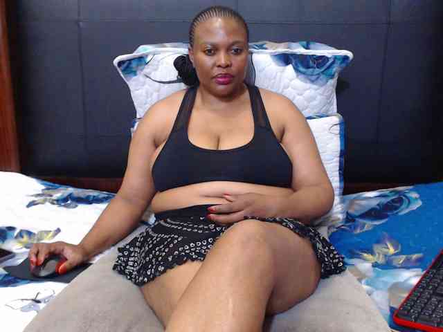 Busttyebony19 webcam