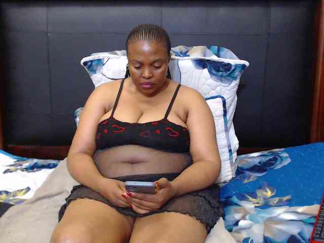 Busttyebony19 webcam