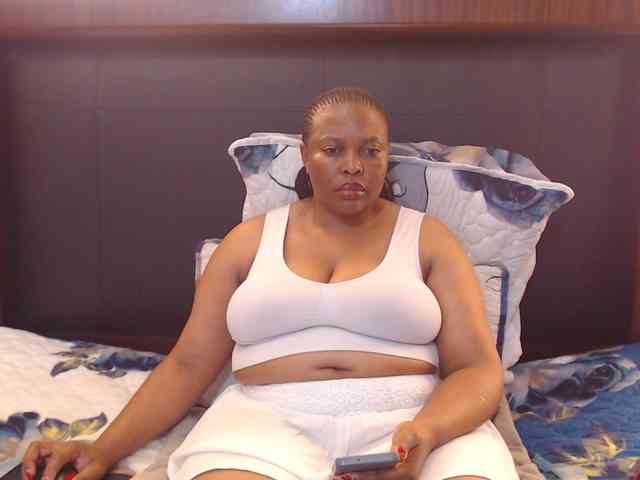 Busttyebony19 webcam