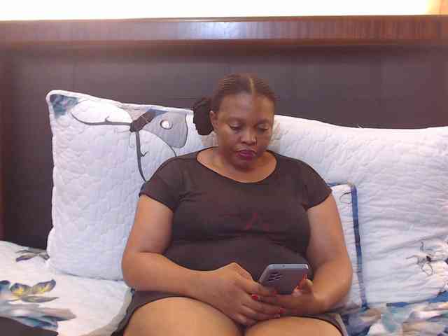 Busttyebony19 webcam