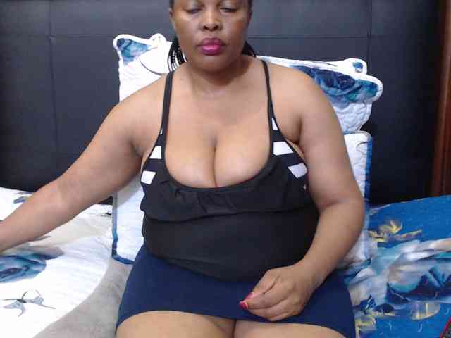 Busttyebony19 webcam