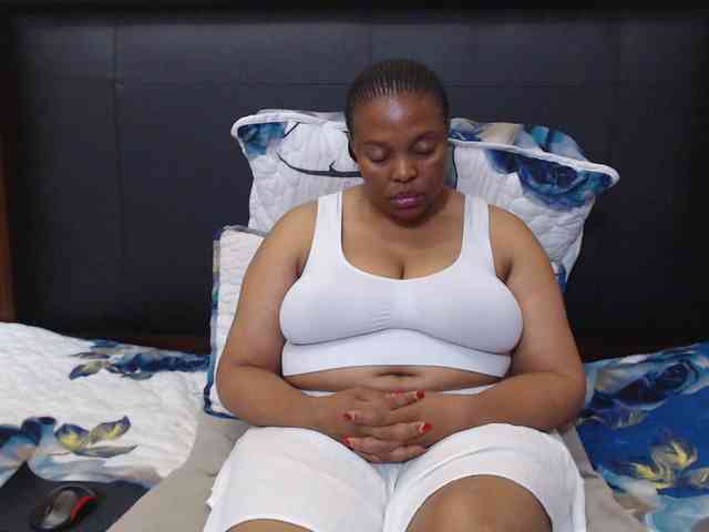 Busttyebony19 webcam