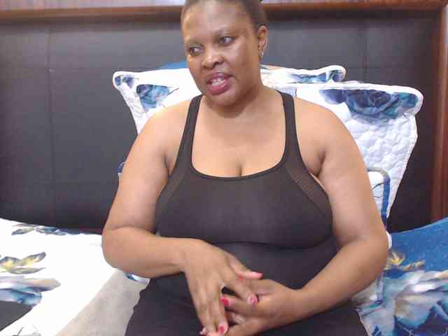 Busttyebony19 webcam