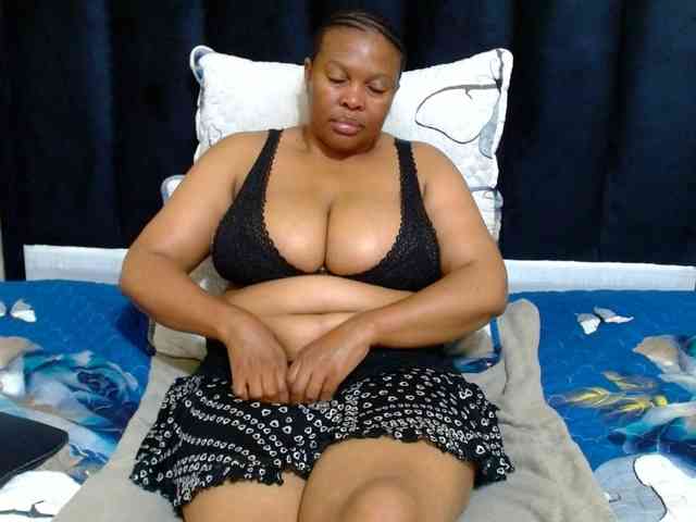 Busttyebony19 Busttyebony19