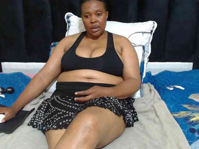 Busttyebony19 webcam