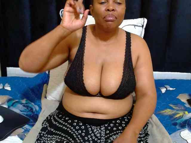 Busttyebony19 webcam