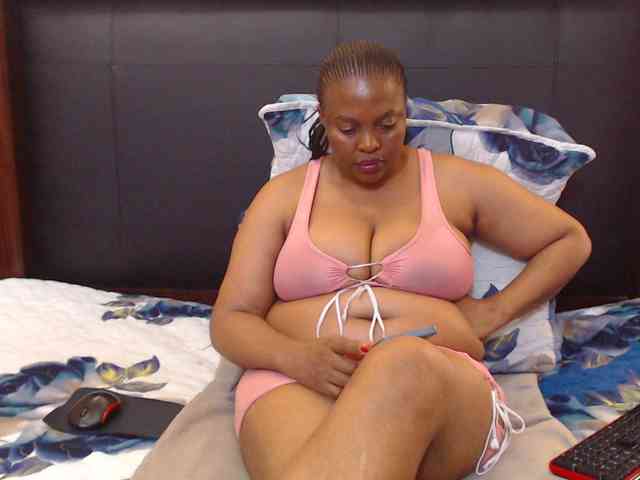Busttyebony19 webcam