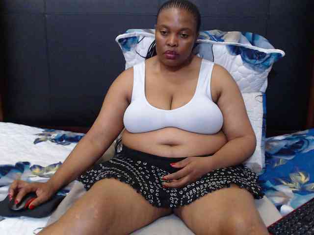 Busttyebony19 webcam