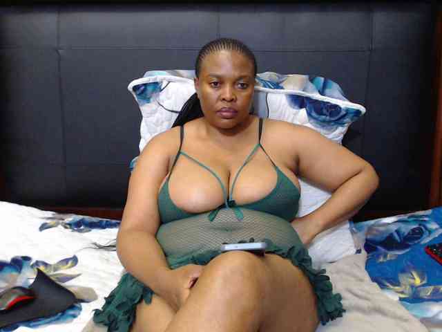 Busttyebony19 webcam