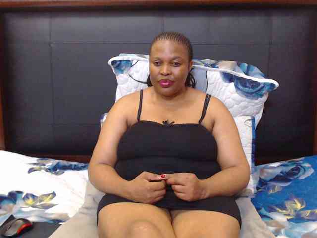 Busttyebony19 webcam