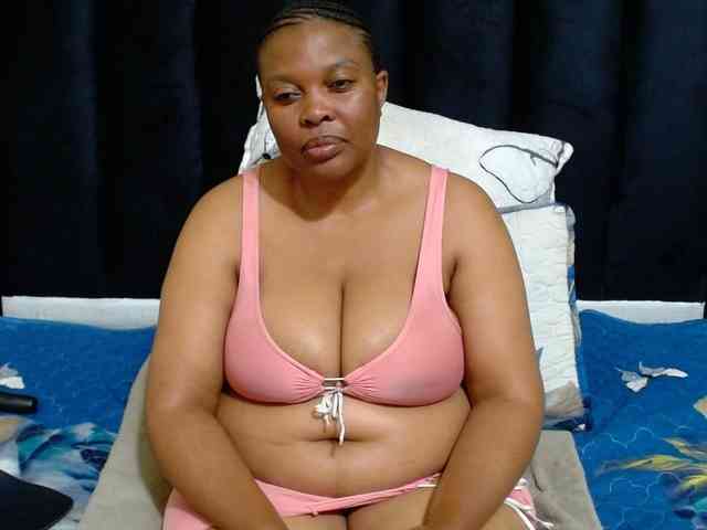 Busttyebony19 webcam