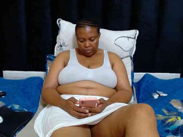 Busttyebony19 webcam