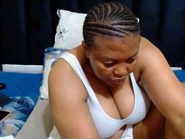 Busttyebony19 webcam