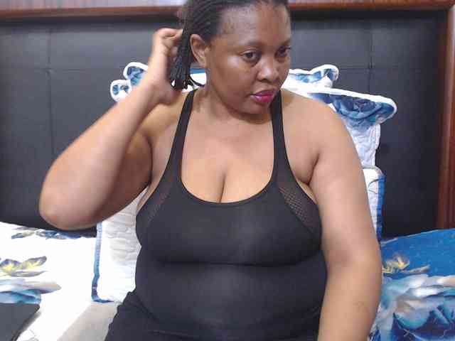 Busttyebony19 webcam