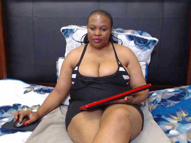 Busttyebony19 webcam